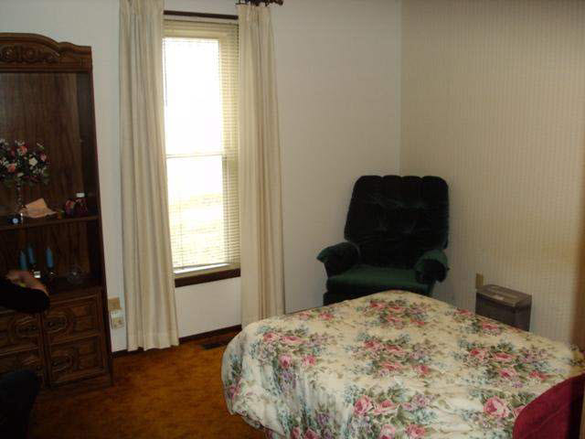 2305 West Bryden Road Muncie, IN 47304 - Photo 13 of 15 Gallery Image 13