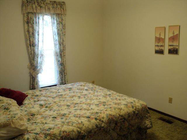 2305 West Bryden Road Muncie, IN 47304 - Photo 10 of 15 Gallery Image 10