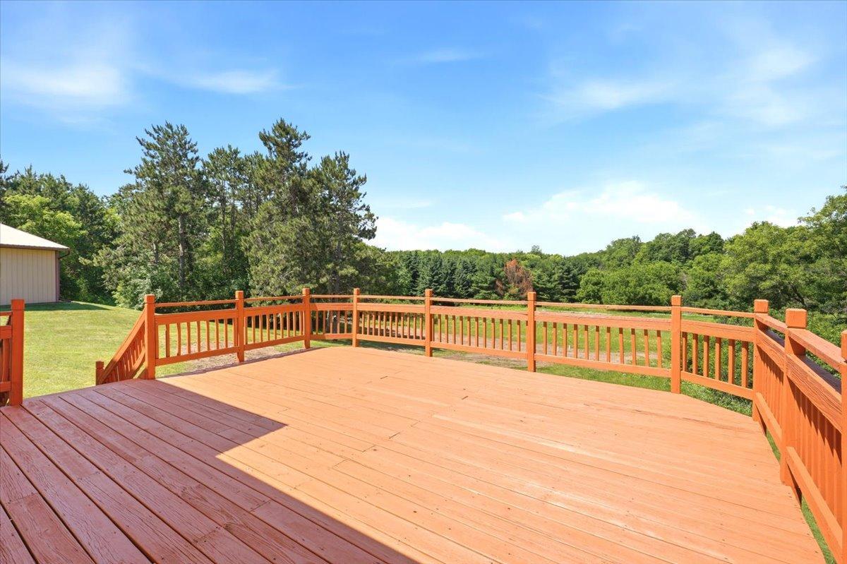 710 Kinney Road Hudson, WI 54016 - Photo 6 of 46