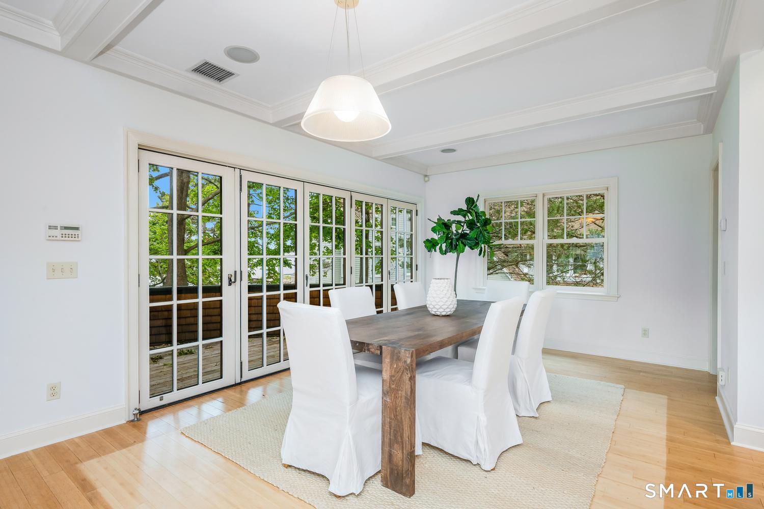 14 Rocky Point Road Norwalk, CT 06853 - Photo 9 of 34 Gallery Image 9