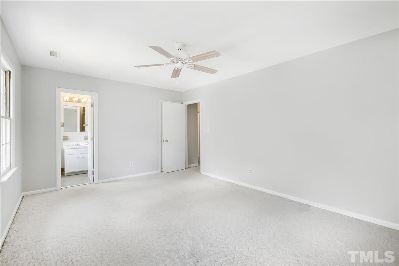 5417 Knollwood Road Raleigh, NC 27609 - Photo 22 of 28