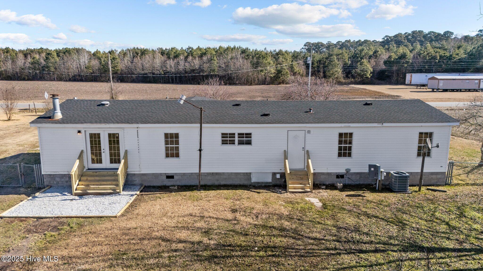 115 Hill Loop Road Goldsboro, NC 27534 - Photo 30 of 37 39-web-or-mls-DJI_20250116114715_0876_D
