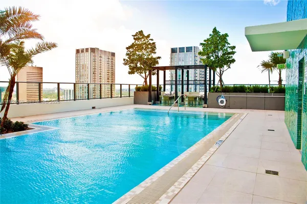$759,999 | 11 Northeast 6th Street, Unit 1109, Miami, FL 33132