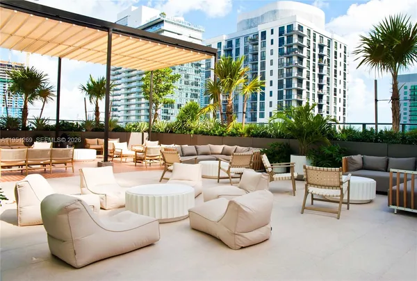 $759,999 | 11 Northeast 6th Street, Unit 1109, Miami, FL 33132