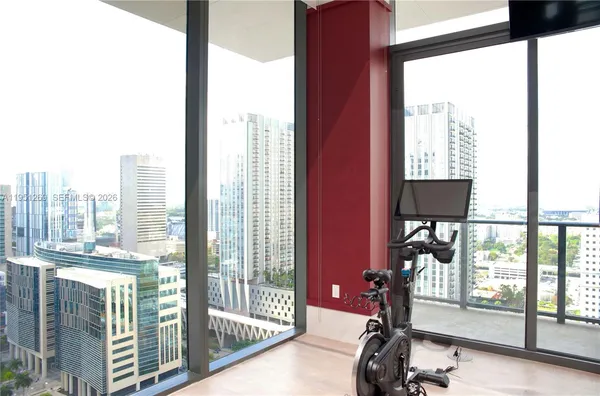 $759,999 | 11 Northeast 6th Street, Unit 1109, Miami, FL 33132
