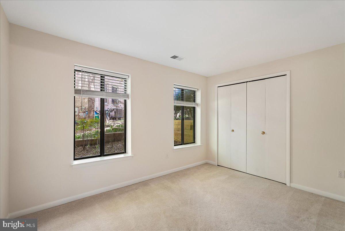 2024 Swans Neck Way Reston, VA 20191 - Photo 25 of 42 Bedroom 4