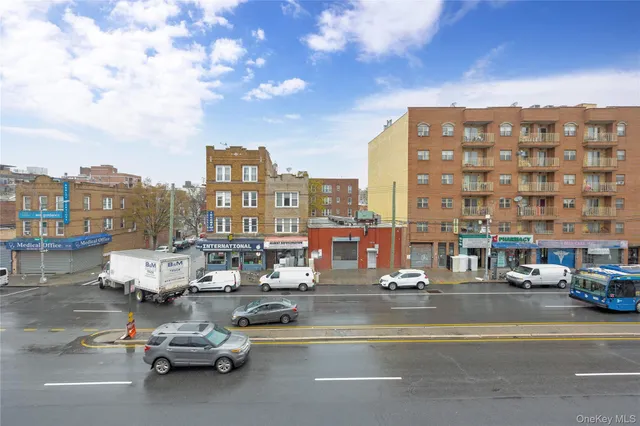 $3,300 | 172-18 Jamaica Avenue, Unit 501 | Woodhull Park
