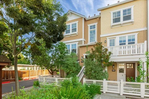 $1,888,888 | 2041 Atlas Loop, Mountain View, CA 94043