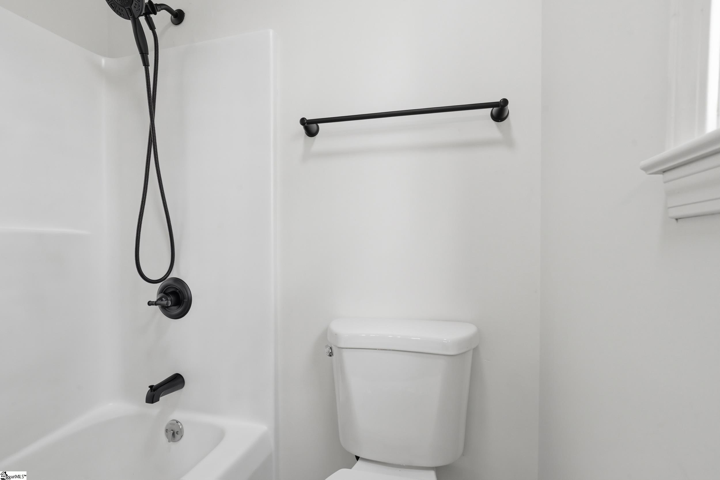 104 Luke Court Easley, SC 29640 - Photo 18 of 32