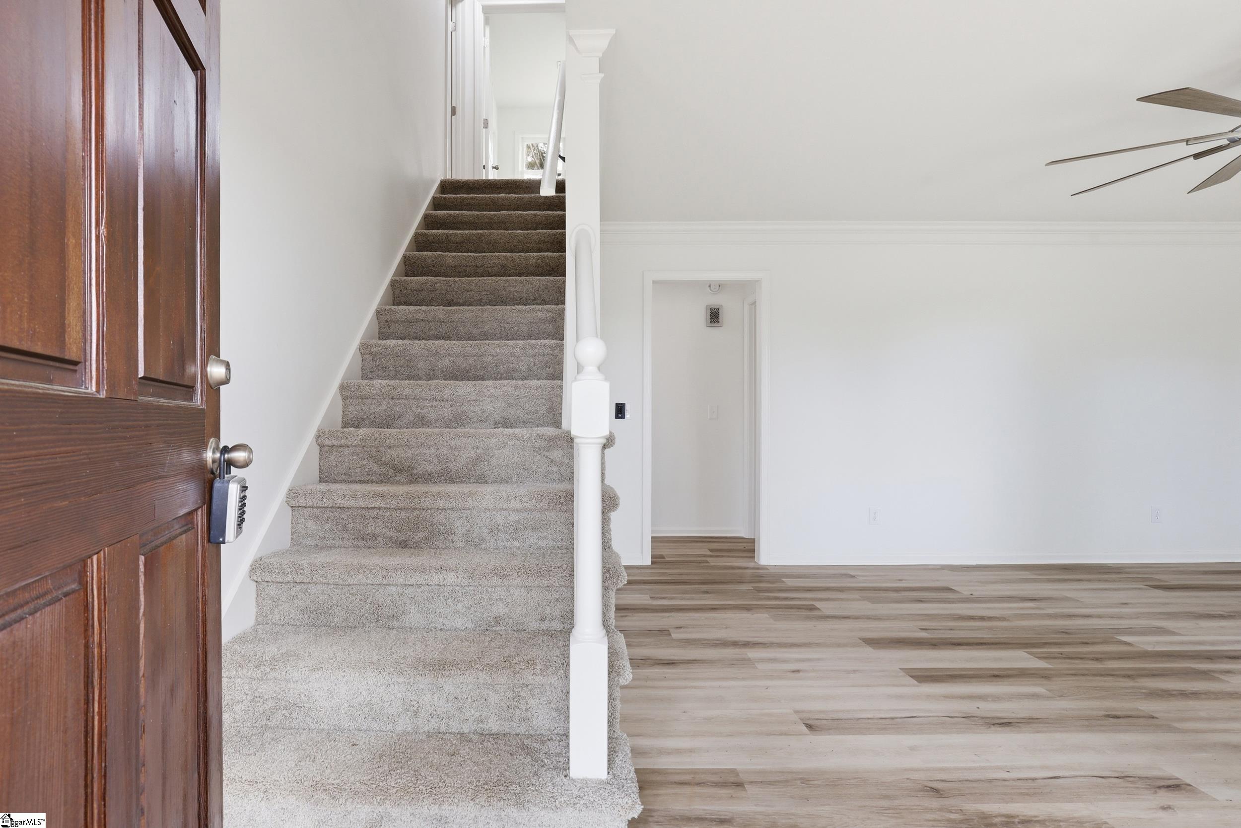 104 Luke Court Easley, SC 29640 - Photo 3 of 32