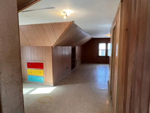 $128,000 | 225 East 3rd Street, Albert Lea, MN 56007