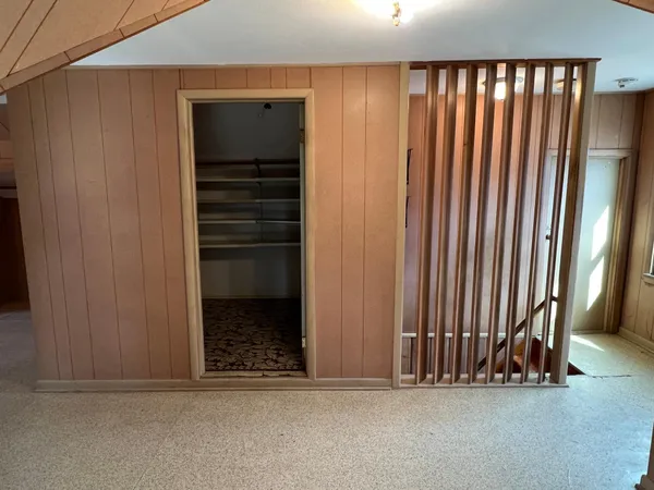 $128,000 | 225 East 3rd Street, Albert Lea, MN 56007