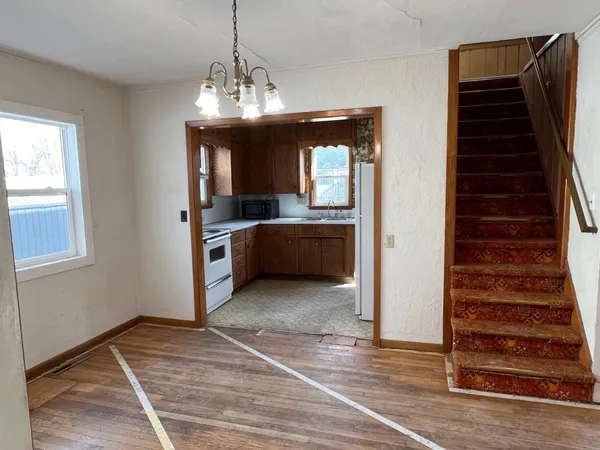 $128,000 | 225 East 3rd Street, Albert Lea, MN 56007