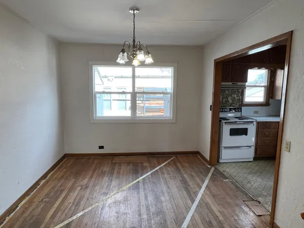 $128,000 | 225 East 3rd Street, Albert Lea, MN 56007