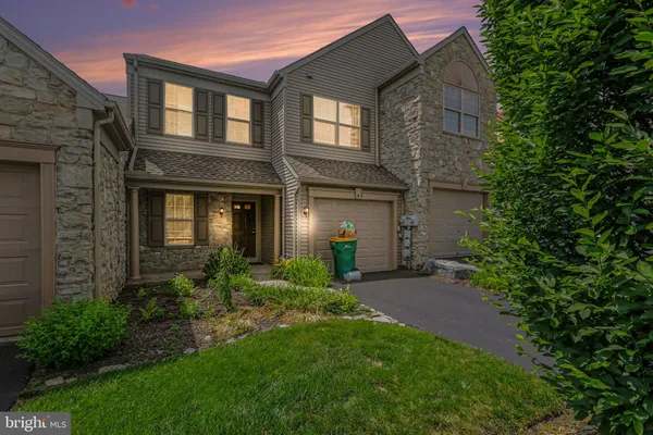 $1,995 | 645 Springhouse Lane, Hummelstown, PA 17036