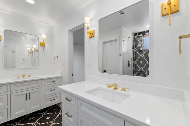 $4,500 | 4526 Glenwick Lane, Dallas, TX 75205