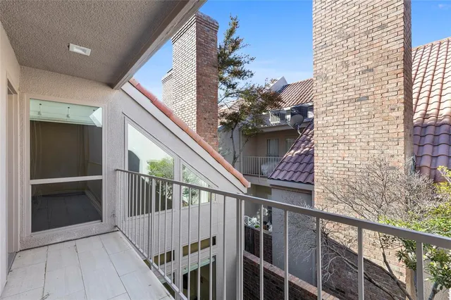 $4,500 | 4526 Glenwick Lane, Dallas, TX 75205