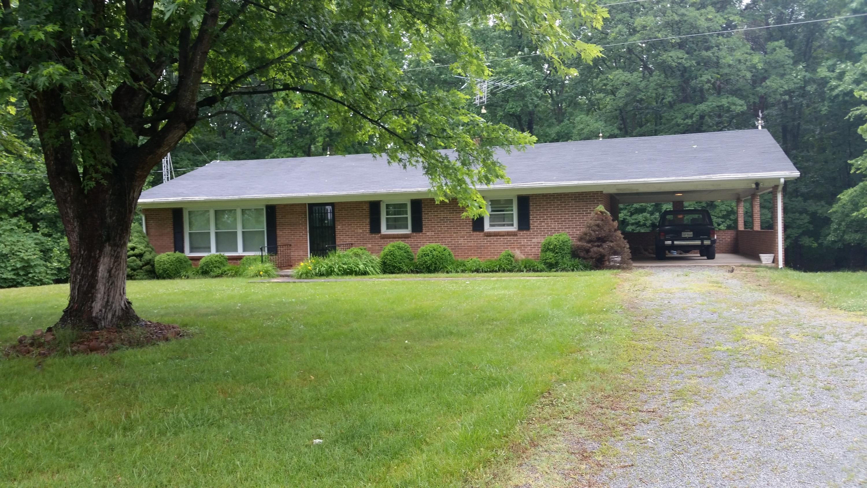 8144 Truevine Road Glade Hill, VA 24092 - Photo 11 of 13 2015-06-02 08.52.03