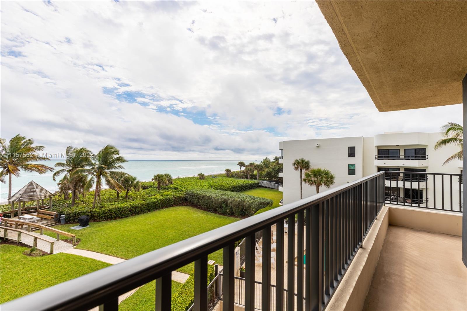 450 Ocean Drive, Unit 305 Juno Beach, FL 33408 - Photo 3 of 30