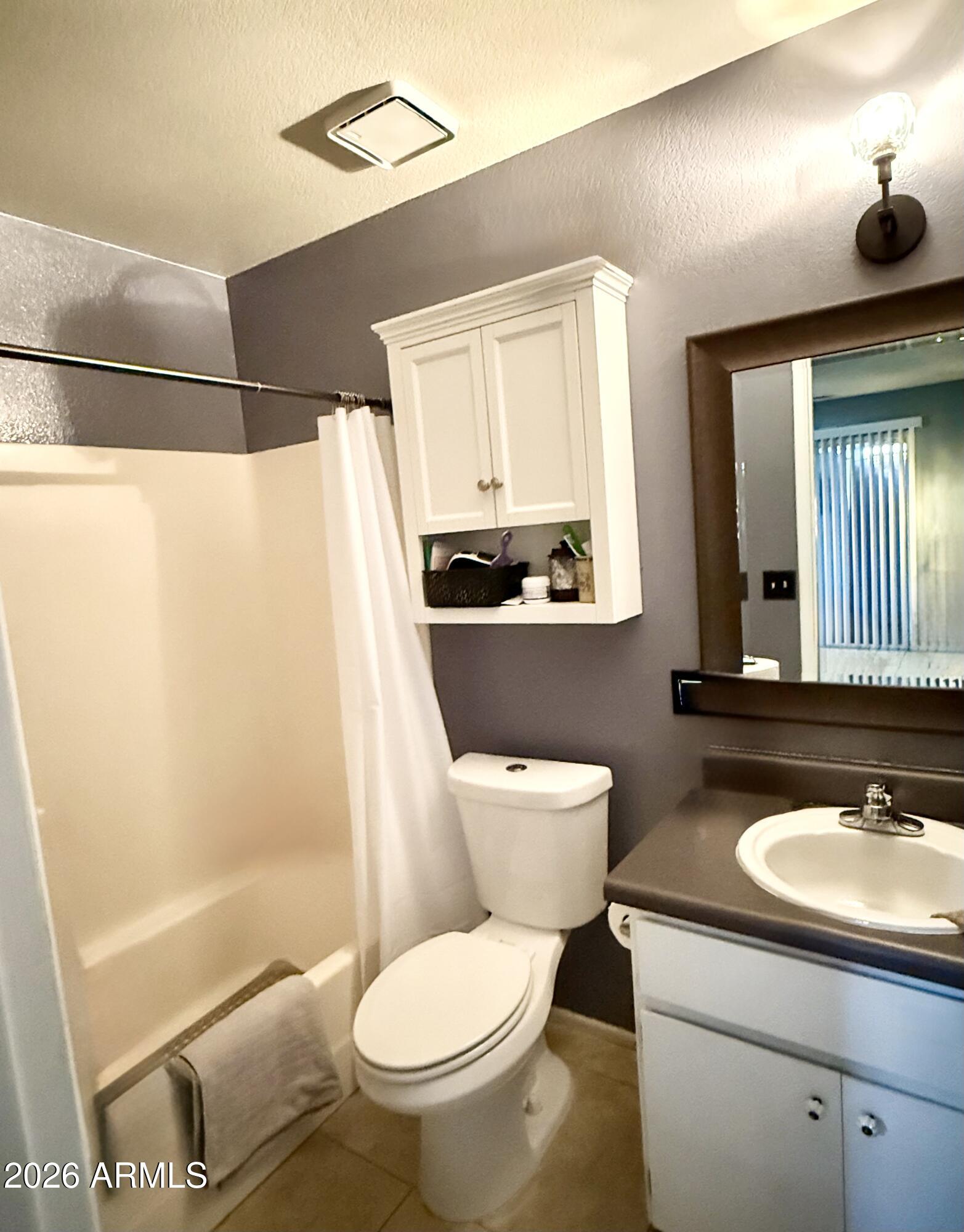 9017 West Elm Street, Unit 6 Phoenix, AZ 85037 - Photo 14 of 21 Master Bath