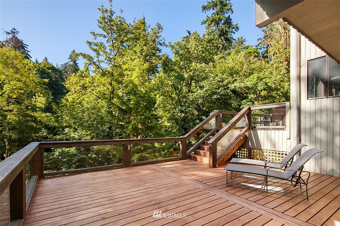 4453 East Mercer Way Mercer Island, WA 98040 - Photo 11 of 25 a view of outdoor space with wooden deck