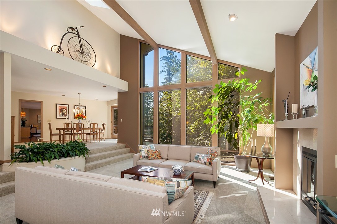 4453 East Mercer Way Mercer Island, WA 98040 - Photo 5 of 25 a living room with furniture and a large window