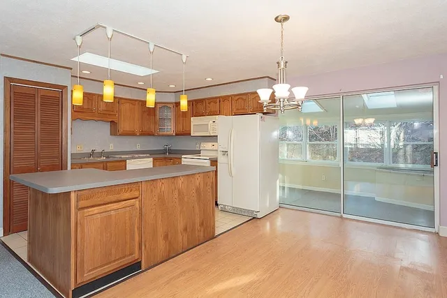 $599,900 | 340 Essex Street, Saugus, MA 01906