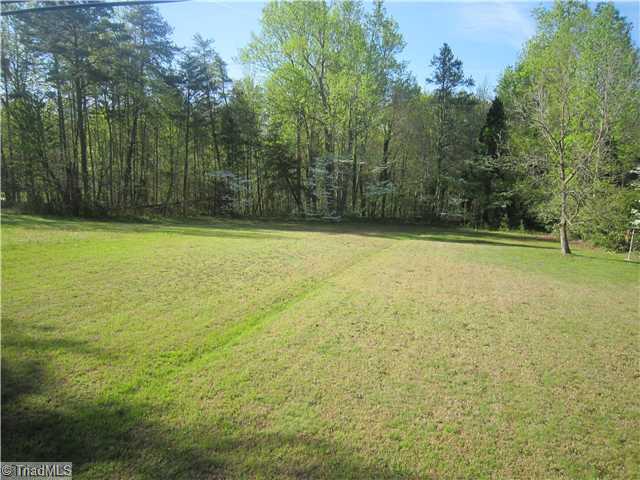 523 Welcome-Arcadia Road Lexington, NC 27295 - Photo 2 of 5 View. BACK YARD VIEW