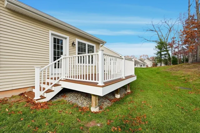 $525,000 | 24 Lodge Lane, Unit 24, Wilbraham, MA 01095