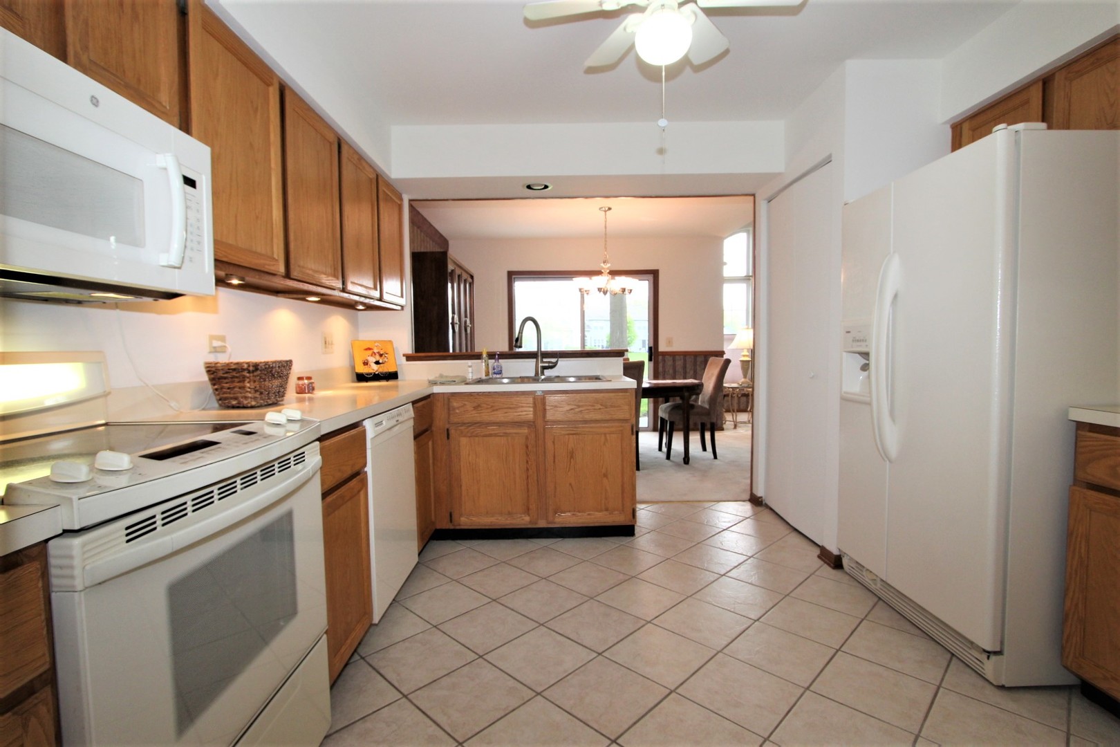732 Bent Ridge Lane, Unit 732 Elgin, IL 60120 - Photo 9 of 26