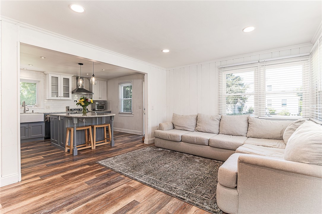 189 Shore Road Westerly, RI 02891 - Photo 11 of 30