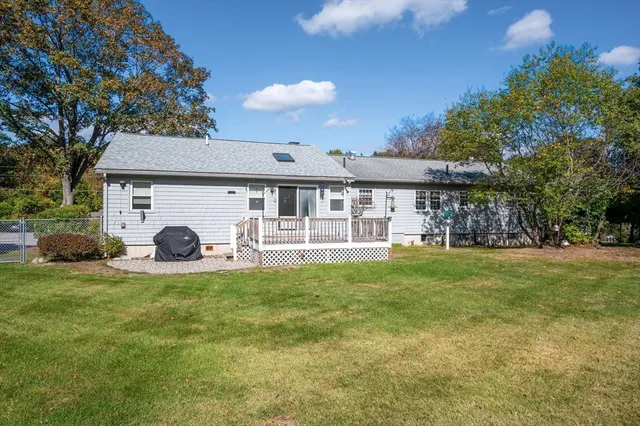 $775,000 | 20 Doral Drive, Chelmsford, MA 01863