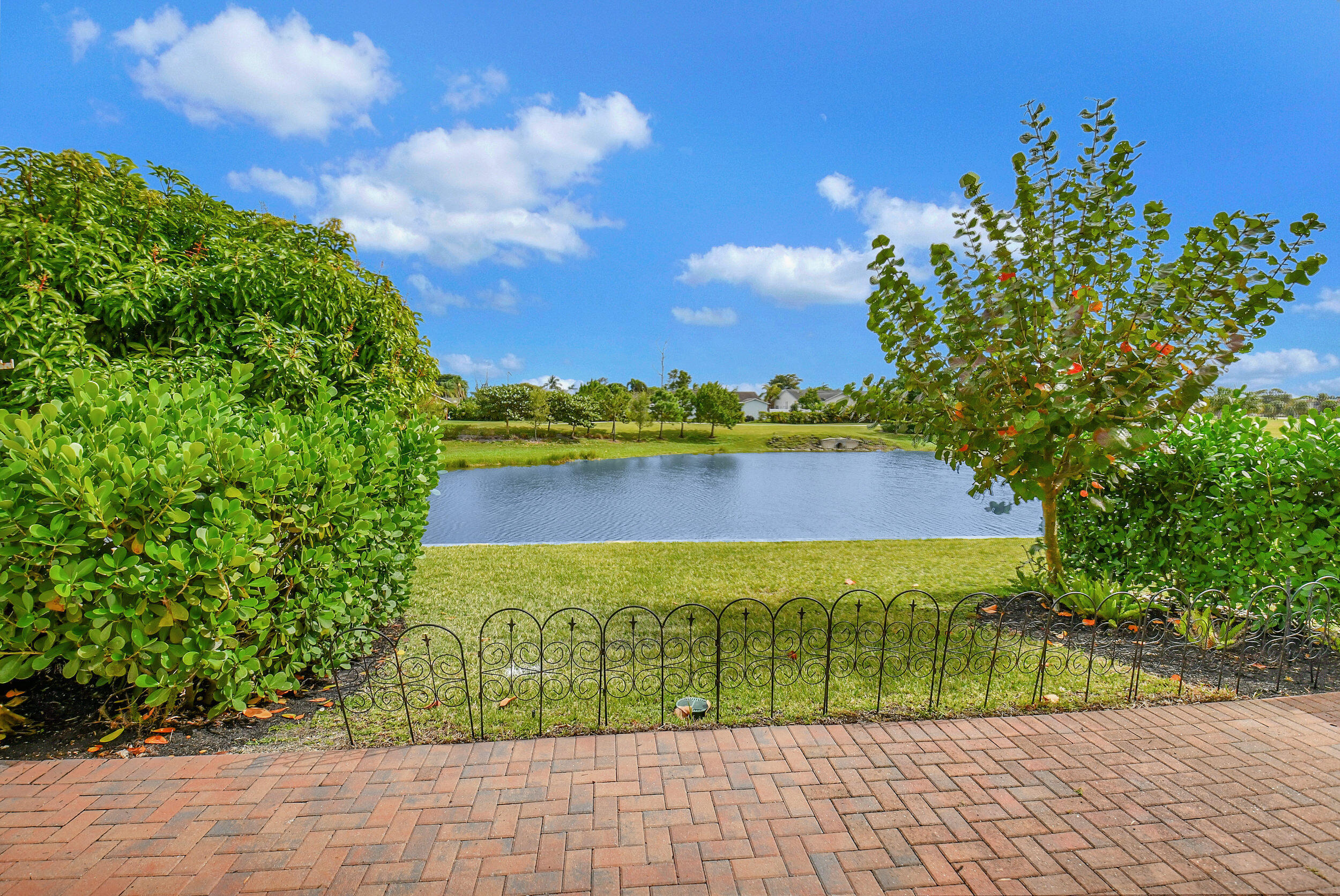 10102 Akenside Drive Boca Raton, FL 33428 - Photo 28 of 42 12_dsc_3896