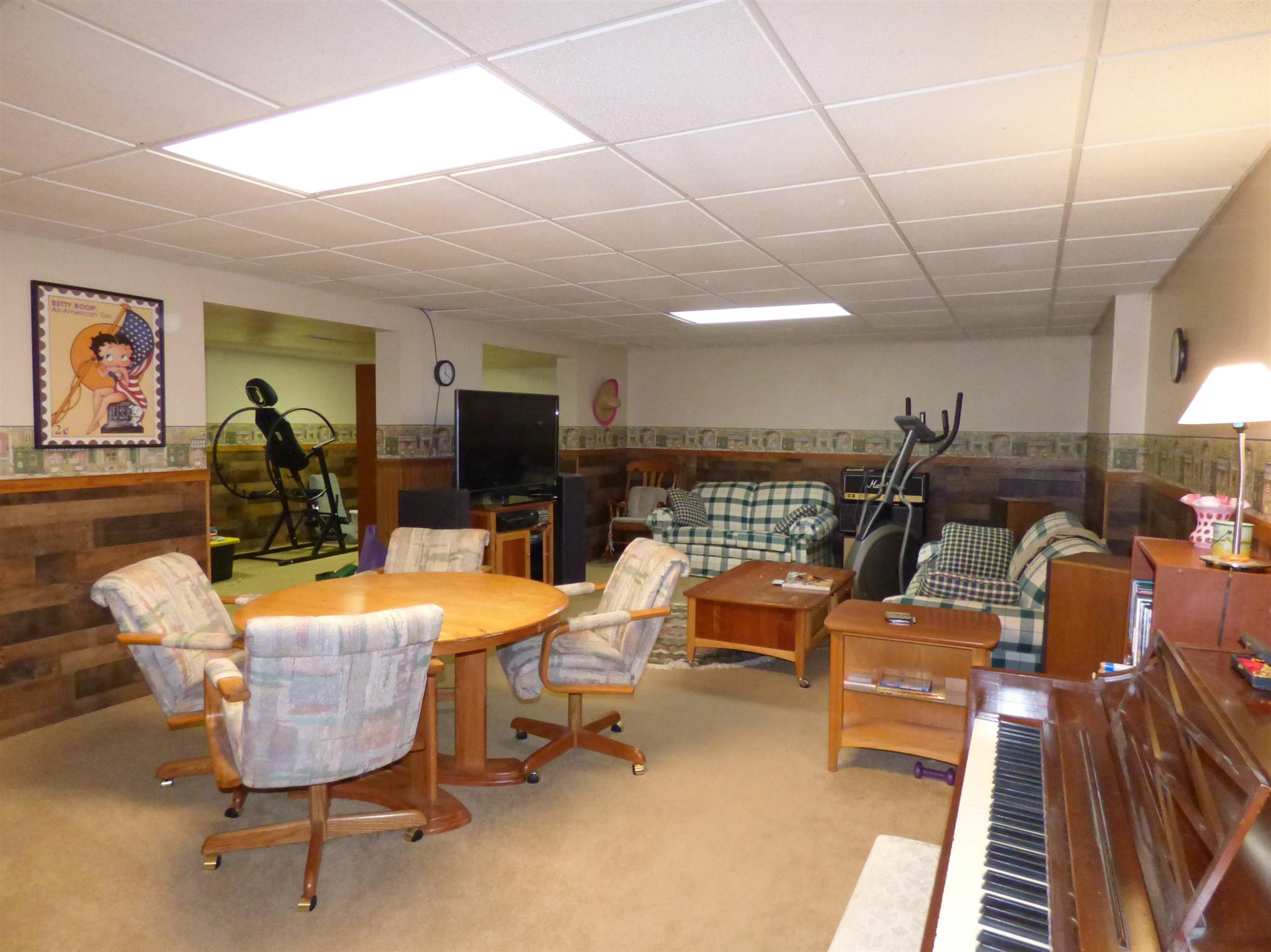919 Handlebar Road Mishawaka, IN 46544 - Photo 15 of 30 Gallery Image 15