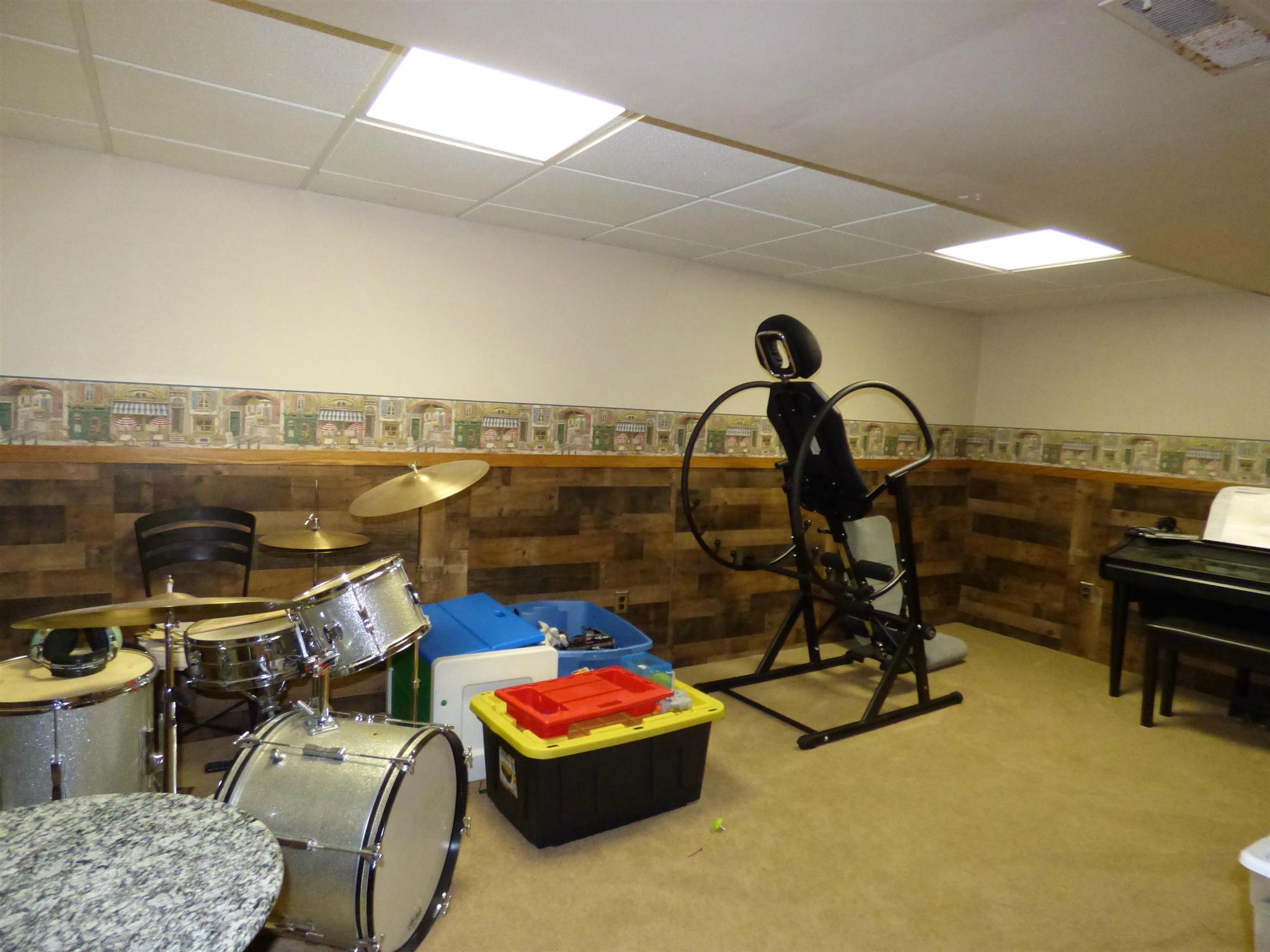 919 Handlebar Road Mishawaka, IN 46544 - Photo 16 of 30 Gallery Image 16