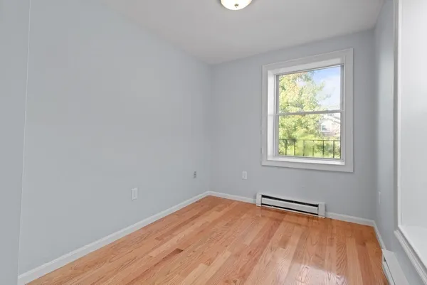 $2,900 | 2 Woodbine Street, Unit 2, Boston, MA 02119