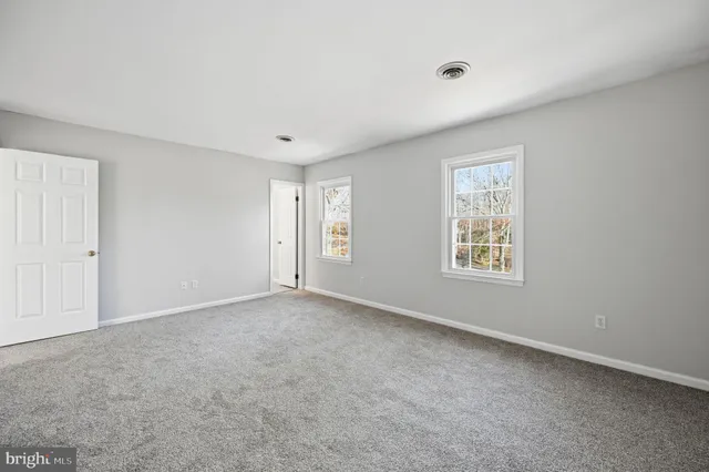 $570,000 | 516 Gleneagle Drive, Fredericksburg, VA 22405