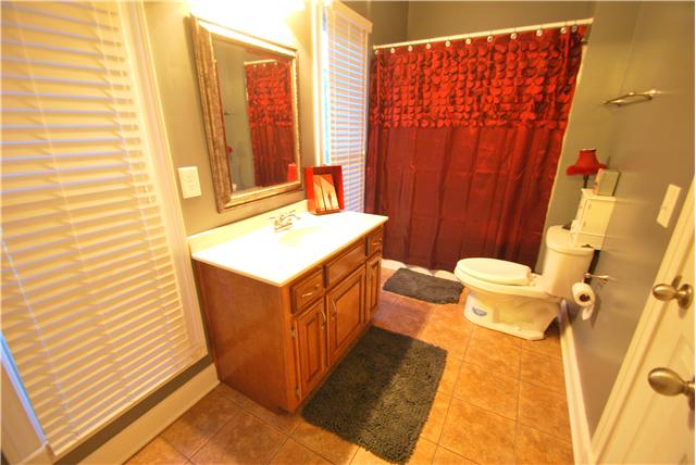 862 Coker Ford Road Portland, TN 37148 - Photo 11 of 20 Private full bath in all bedrooms! What everyone wants!