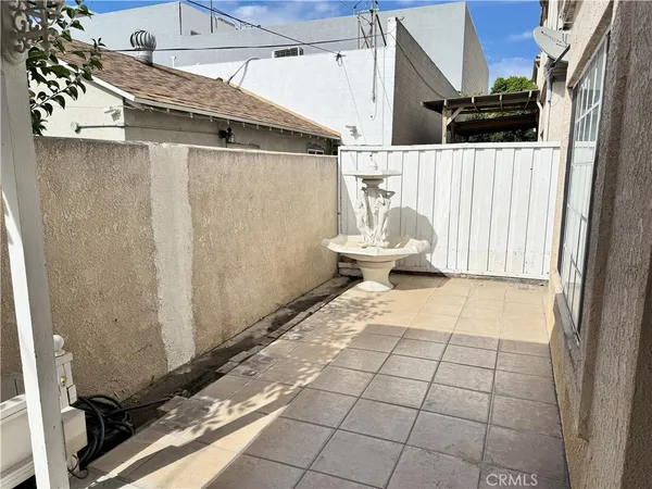 $745,000 | 18319 Hart Street, Unit 3, Reseda, CA 91335