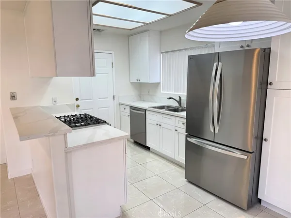 $745,000 | 18319 Hart Street, Unit 3, Reseda, CA 91335