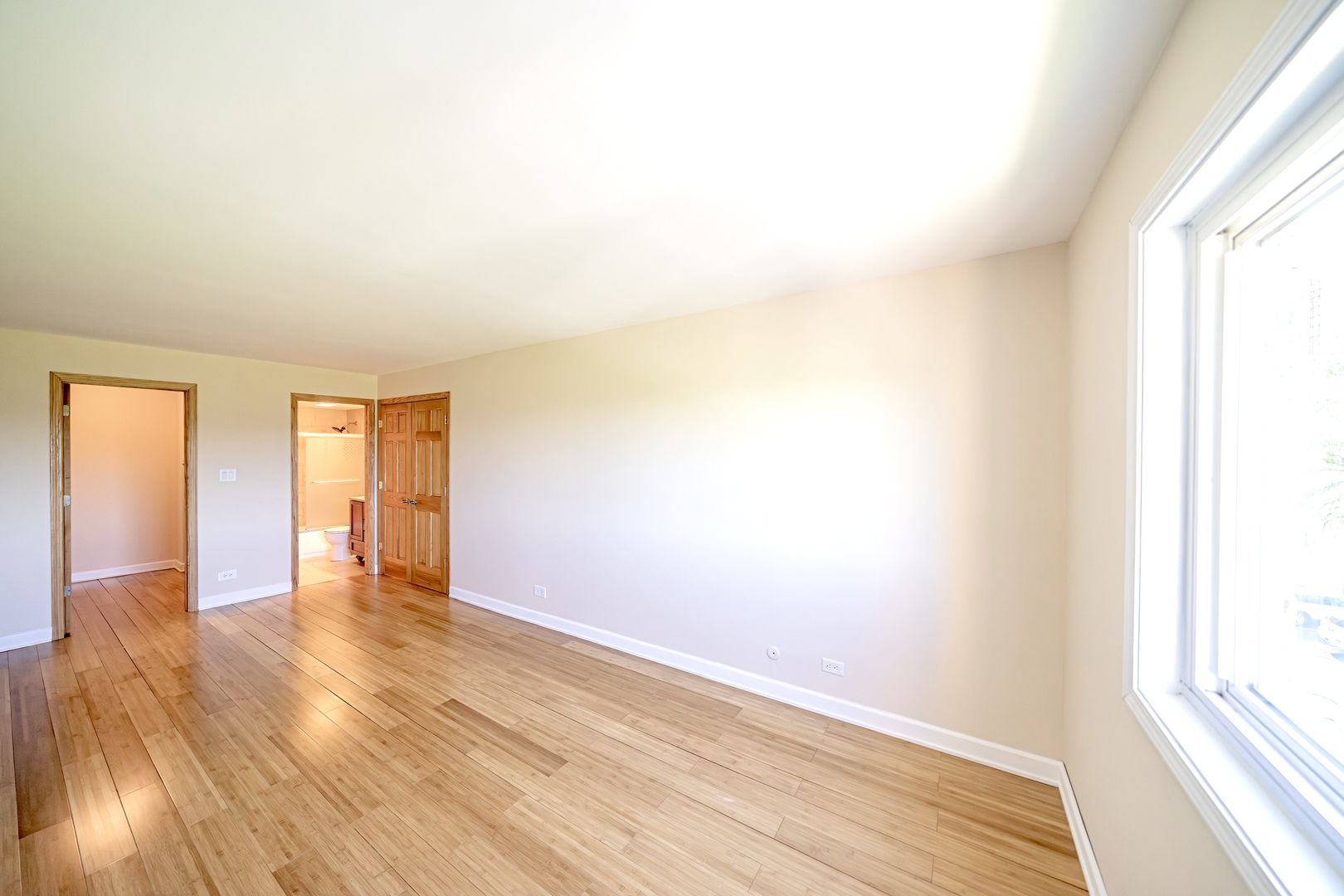 625 West Huntington Commons Road, Unit 317 Mount Prospect, IL 60056 - Photo 23 of 45