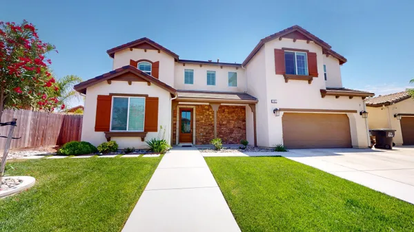 $639,000 | 1821 West Corvina Avenue, Visalia, CA 93291
