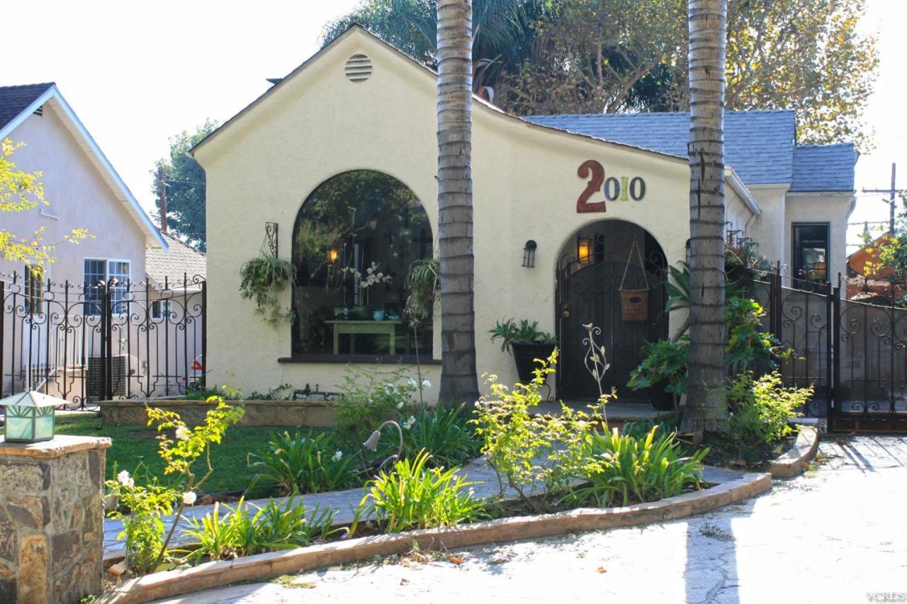 2010 West Kenneth Road Glendale, CA 91201 - Photo 1 of 45 Primary Photo
