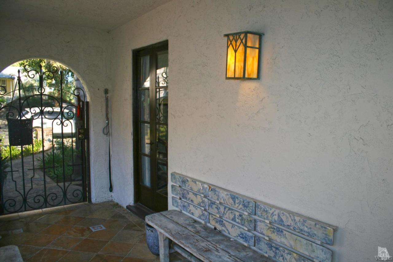 2010 West Kenneth Road Glendale, CA 91201 - Photo 8 of 45 Additional Photo