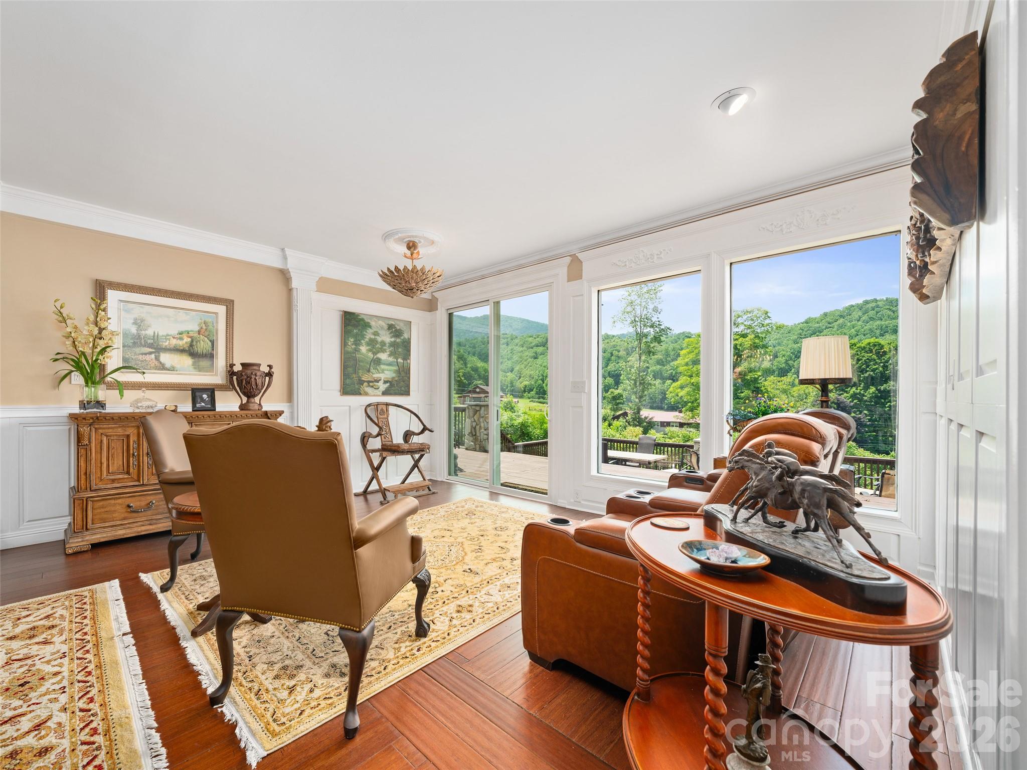 253 Odoms Chapel Road Bakersville, NC 28705 - Photo 4 of 33