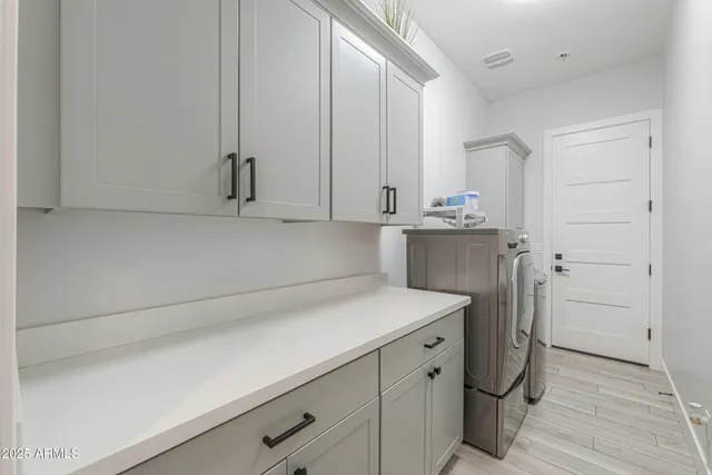 $1,590,000 | 2529 West Magma Road, San Tan Valley, AZ 85144