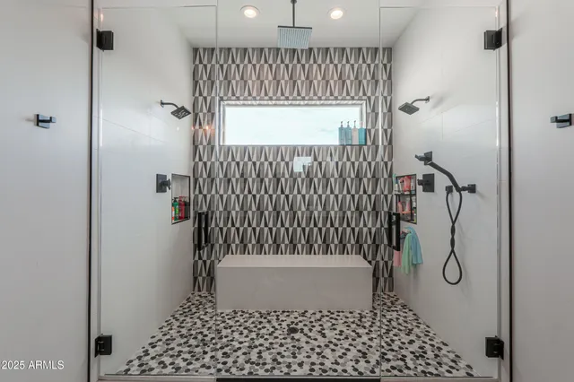 $1,590,000 | 2529 West Magma Road, San Tan Valley, AZ 85144