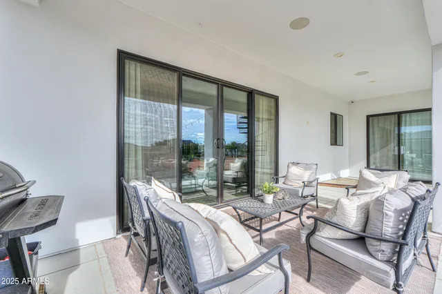 $1,590,000 | 2529 West Magma Road, San Tan Valley, AZ 85144