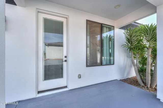 $1,590,000 | 2529 West Magma Road, San Tan Valley, AZ 85144