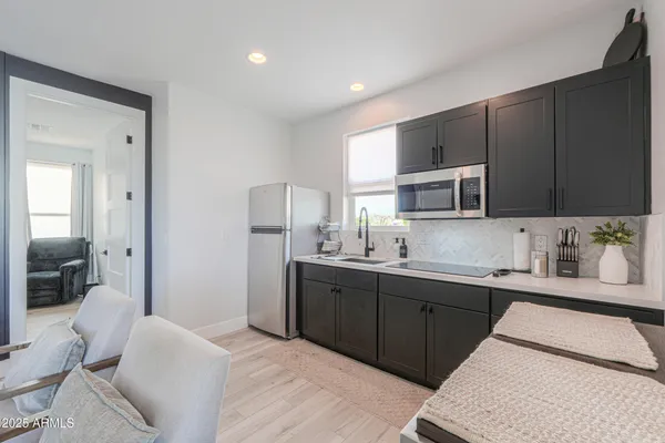 $1,249,000 | 2529 West Magma Road, San Tan Valley, AZ 85144